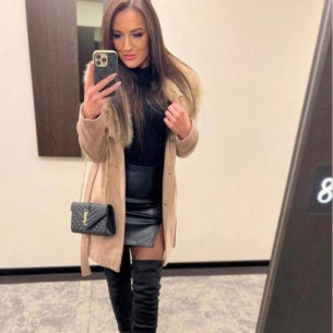                     DeviantDating                